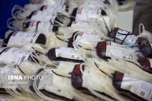 سن اهداکنندگان خون در ایران رو به افزایش