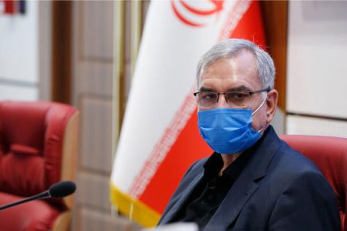 وزیر بهداشت وارد استان فارس شد