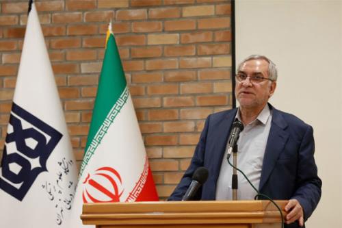 افراد فاقد بیمه برای ۳ ماه رایگان بیمه و دارو می گیرند