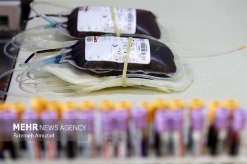 تیم های سیار در مناطق فاقد دسترسی به مراکز اهدای خون حضور یابند