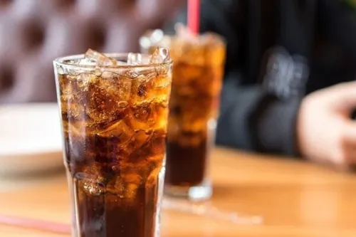 نوشابه حالت تهوع را خوب می کند؟