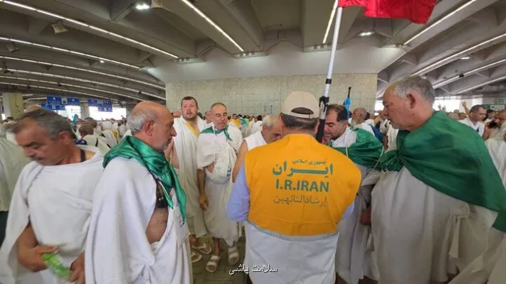 نقش راهنمایان زائرین حج در راه جمرات